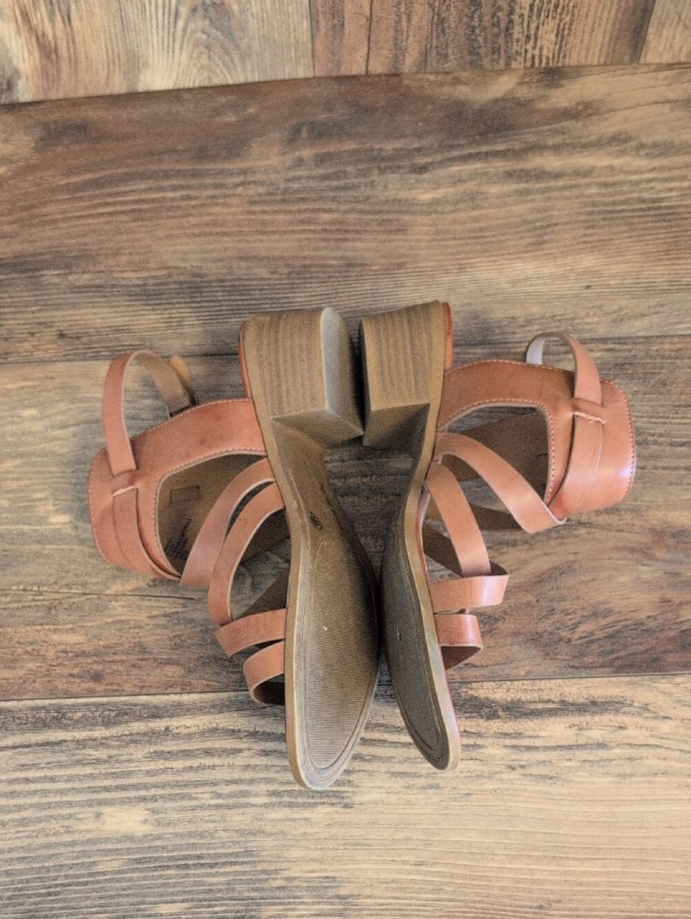 Lucky Brand Baruska Strappy Leather Sandals 5M 569A - Picture 3 of 8